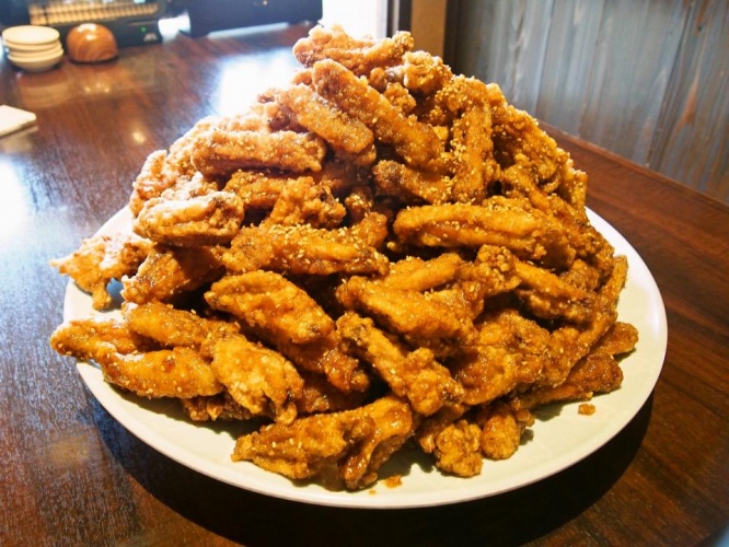 これが256本の「ごま手羽」だ