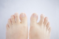 人体の不思議！ 日本人は足の小指の関節が一つ少ないって本当?!