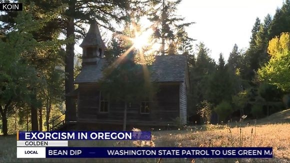 現在のアメリカで行われている悪魔祓いの現場をテレビ局が実況中継