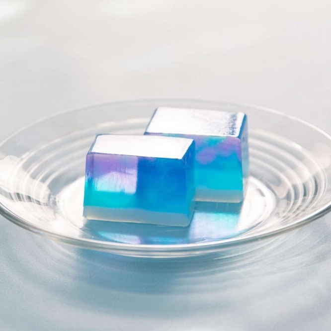 一切れ一切れ模様が違う(画像は杵屋本店Facebookより)