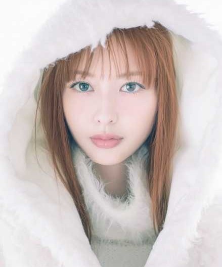 Instagram:鈴木えみ(@emisuzuki_official)より