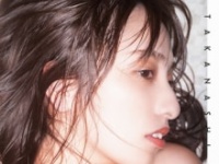 高梨瑞樹写真集『乙女に花束を』表紙⒞サイゾー