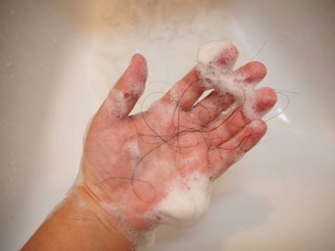 シャンプーしていてビックリしちゃうこと、ありませんか？（画像はイメージ）