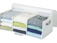 画像は公式サイトより（L）