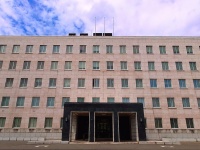 【多目的トイレ】で『女子生徒にわいせつ行為』　県立学校教師(64)懲戒免職　教師は「自制できなかった…」