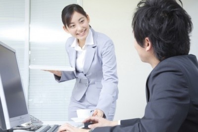 年上のお姉さんにモテる男性の特徴・6選