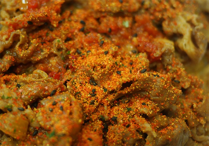 sukiya-allarrabbiata-gyudon1