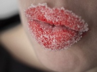 ●●を口移しすると、キスが50倍気持ちよくなる!?　「男子が喜ぶキス」6選