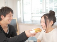 我慢は必要？　どこで譲る？　「食事の好み」がまったく違うカップルの妥協点