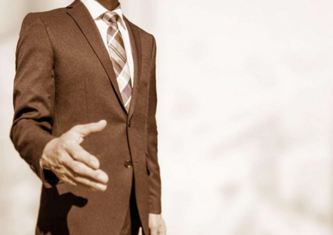 見ず知らずのサラリーマンが...（画像はイメージ）