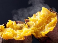 ホクホクの焼きイモ