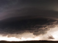 【大画面推奨】暗雲立ち込めるとはまさにこのこと。嵐雲を追いつづけた壮大なる全米横断タイムラプス映像