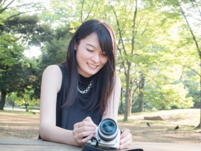 男子がグッとくる！　「地味系女子」の意外なギャップ6つ