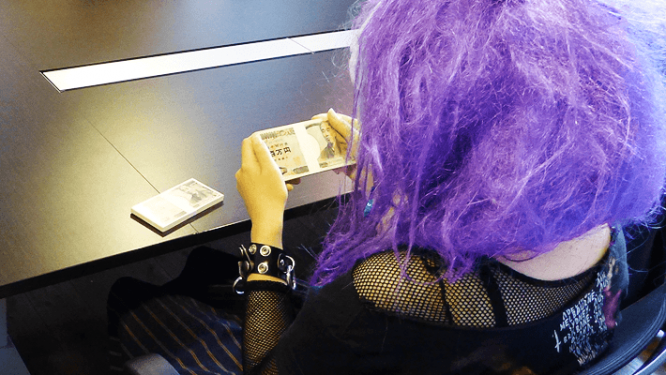 ん?なんかおかしいぞよ? by ぺとら