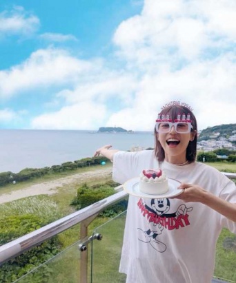 Instagram:若槻千夏(@wakatsukichinatsu)より