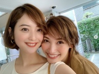インスタグラム：佐々木希(@nozomisasaki_official)より