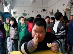 肥満児は野菜だけ…　幼稚園の給食内容の差別化に議論勃発！