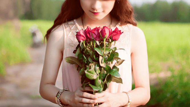 彼氏がいるのに好きな人ができたら、どうするべき? 誘ってくる男性心理も