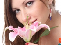 ポイントはベース！花粉症の人でもできる「おしゃ甘春メイク」