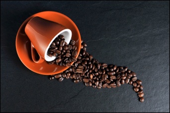 カフェインに注意！　特に女性が珈琲を飲みすぎてはいけない理由を現役医師が解説