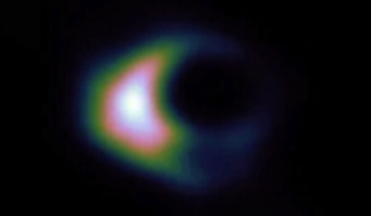 世界で初めて可視化された超大質量ブラックホールの正体は、仮説上の天体ボソン星かもしれない（オランダ・ドイツ共同研究）