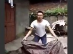 一瞬で人が消えるマジックを披露⇒　しかし予想外の出来事が…
