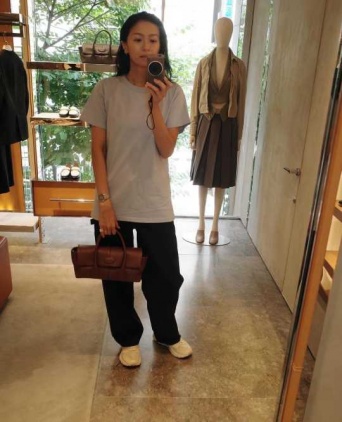 Instagram:榮倉奈々(@nana_eikura)より