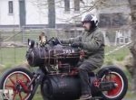 レトロな外観がかっこいい。　蒸気機関を搭載したバイクが激シブ！！