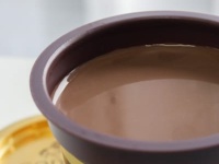 コンビニのGODIVAチョコレートドリンクが、甘すぎず飲みやすい
