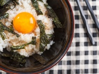 成宮寛貴もビックリ？「卵がけご飯」を食べると薄毛になる？