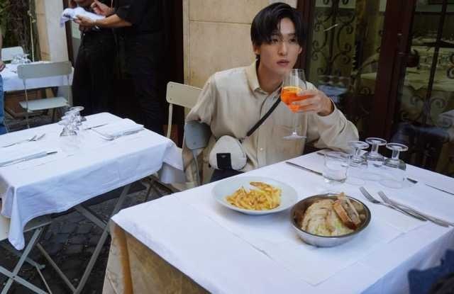 Instagram:目黒蓮(@sn_meguro.ren_official)より