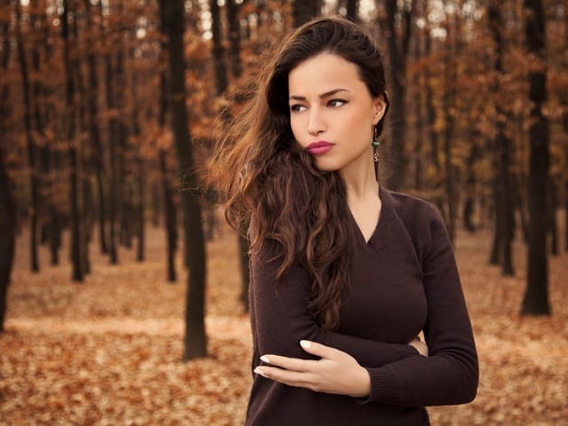 ミステリアスな女性