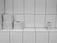 デート中、女子がトイレで「こっそりやっていること」