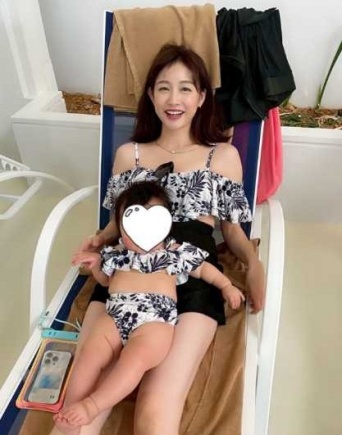 Instagram:新井恵理那(@elina_arai)より