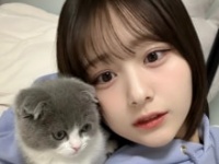 尾木波菜公式ツイッターより https://twitter.com/ogi_hana_