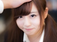 女性が「ヤダっ！」と言いつつ、実はうれしいボディタッチ・6つ