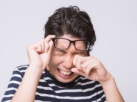 やる気満々だったのに！　お泊まりで生理中だとがっかりする男性●●％