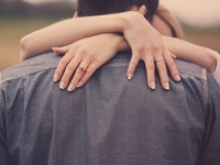 男性をドキッとさせちゃう？　医師が教える「フェロモンの出し方」