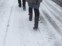 「おでかけ帰りに思わぬ大雪。必死にベビーカーを押してたら、見知らぬ女の人たちが...」（千葉県・40代女性）
