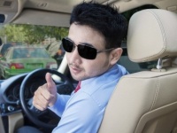 ドライブデート中にイラッとする彼氏の言動6つ！