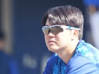 楠本泰史