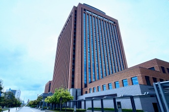 県立高校男性教諭(58)　女子生徒に「下心があります」とメッセージ・停職6か月　生徒は「我慢していた…」