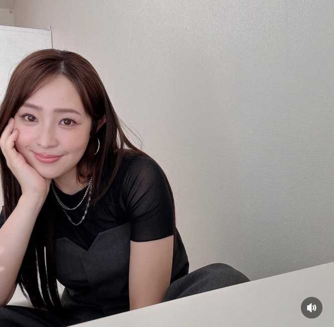 Instagram:大沢あかね(@oosawa_akane.official)より