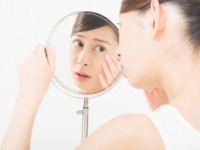 夏前に知っておきたい！　オイリー肌の改善方法