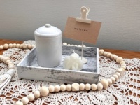 セリアでかなう憧れの部屋。上品おしゃれな「シャビーシックインテリア」を紹介