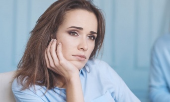 訴えてやる！？元彼のストーカー行為、これって犯罪？