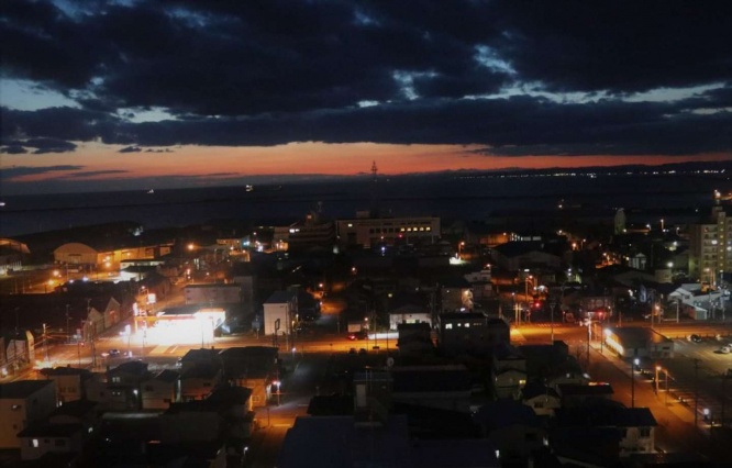 インドネシアのバリ島、フィリピンのマニラ湾の夕日に並ぶという、釧路の夕日に感動