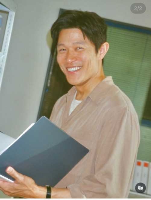 Instagram:鈴木亮平(@ryoheisuzuki_cityhunter)より