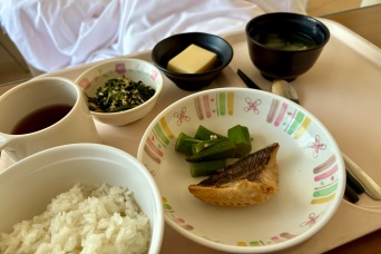 給食を5年以上『勝手に持ち帰り』家で食べる　国立病院職員(60代)停職処分　【検食】も適切に実施せず…