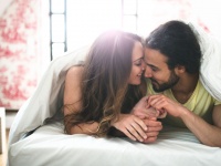 もっとドキドキしよっか…？彼とのエッチを盛り上げる魔法の言葉3つ
